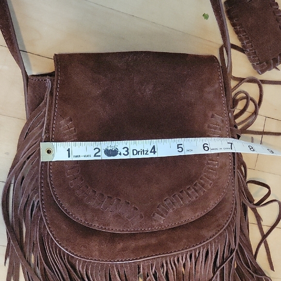 Polo Ralph Lauren Brown Suede Crossbody Bag with Fringe and Whipstitch Trim - Picture 11 of 12